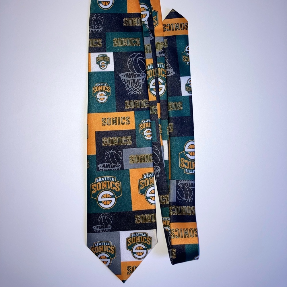 Vintage Seattle Super Sonics Tie